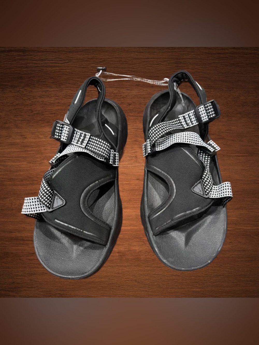 NIKE ONEONTA SANDALS BLACK/GREY. OUTDOORS ADJUSTABLE SIZE 11